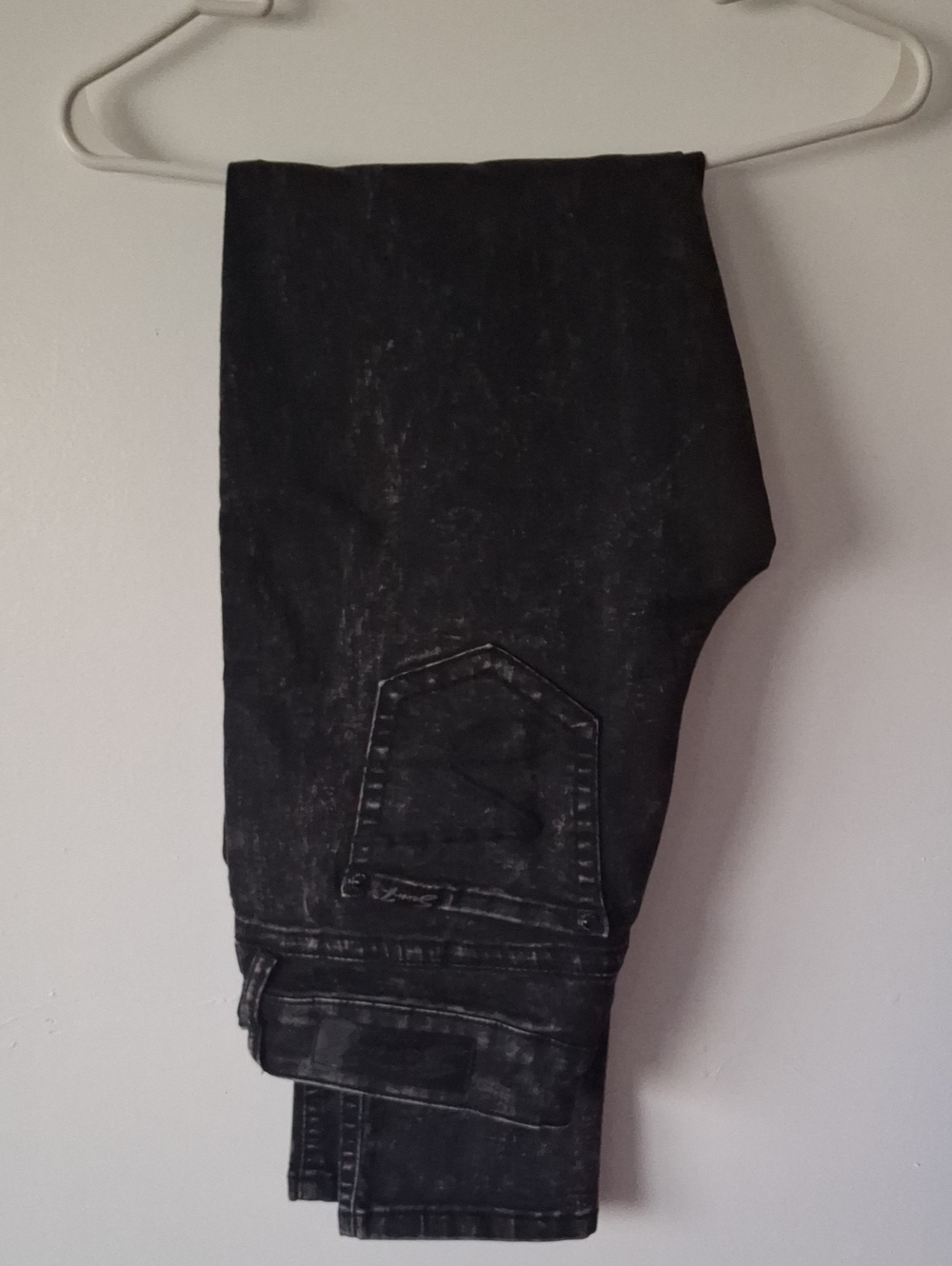 Seven7 Women's Black Washed Skinny Jeans